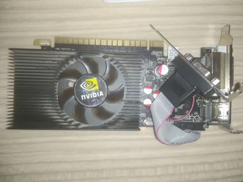 GT 730 4GB gddr3 sans livraison