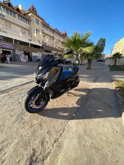 Yamaha Xmax 400 