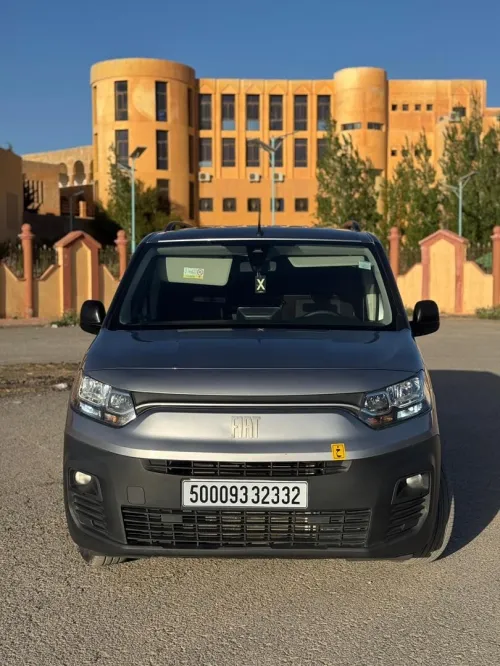 Fiat Doblo 2023 Italien