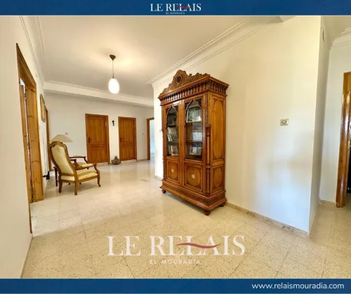 Vente Appartement Niveau de villa F4 Alger El mouradia