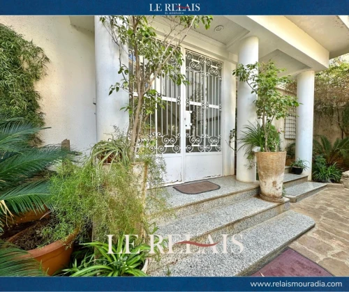 Vente Appartement Niveau de villa F4 Alger El mouradia