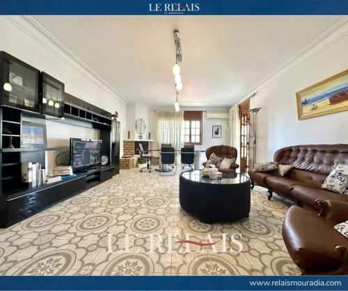 Vente Appartement Niveau de villa F4 Alger El mouradia