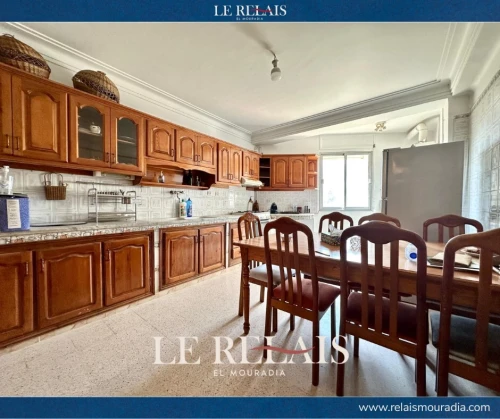 Vente Appartement Niveau de villa F4 Alger El mouradia