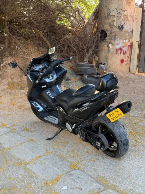 Yamaha Tmax iron 2015