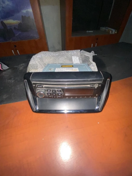 Auto radio poste + console complet Peugeot 