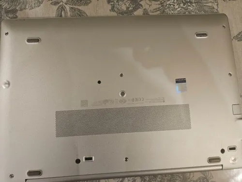 hp elitebook 850 5G i5