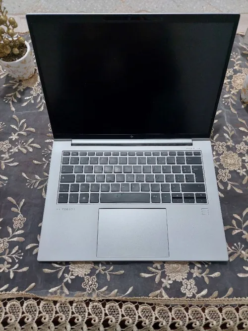 Hp elitebook 845 G10 Rayzen 7pro