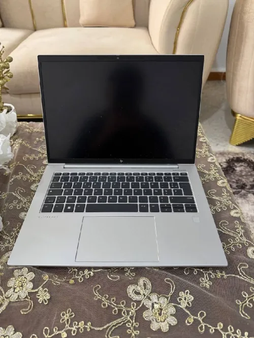 Hp elitebook 845 G10 Rayzen 7pro