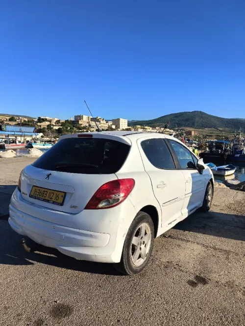 Peugeot 207 2012 