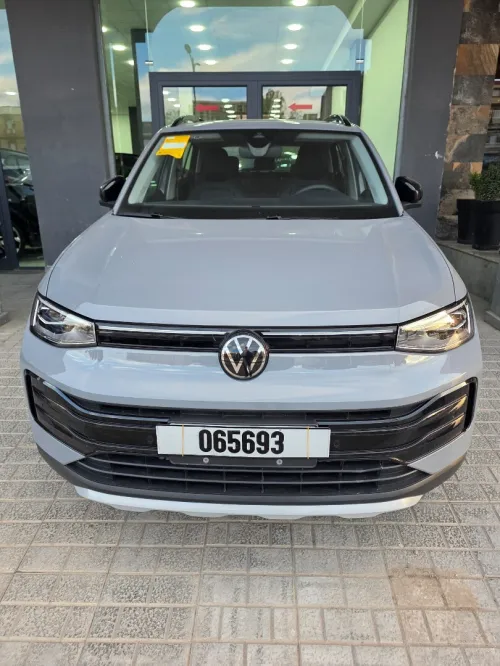 Volkswagen Tahru 2025 Black Edition
