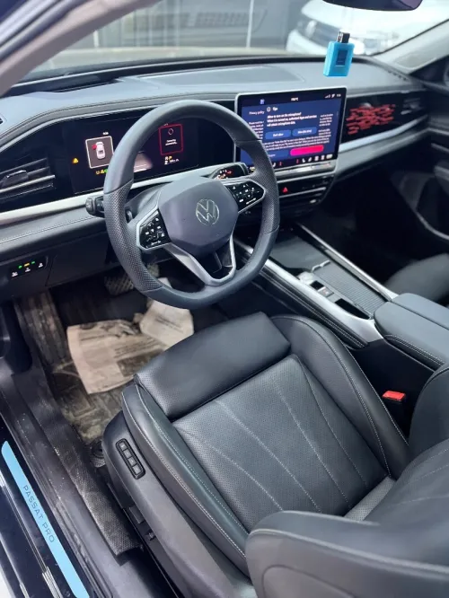 Volkswagen Passat 2025 Pro