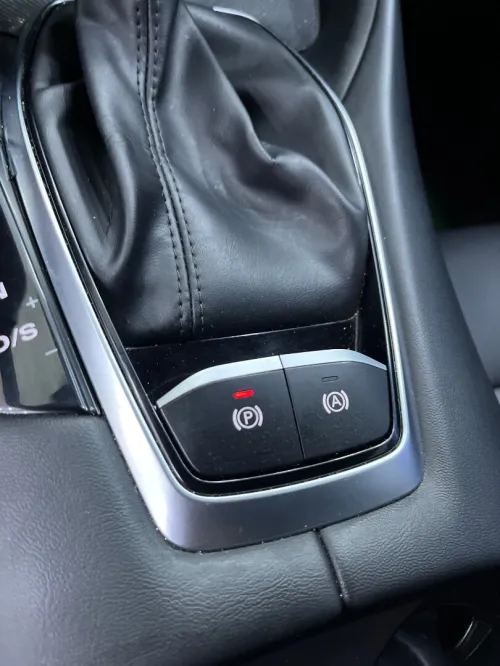 MG 5 2025 Luxury