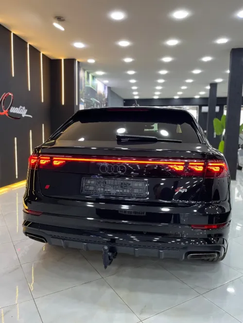 Audi Q8 2025 Sline