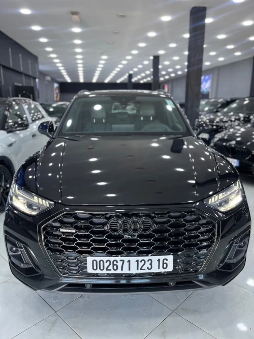 Audi Q5 2023 Quattro 40TDI Sline