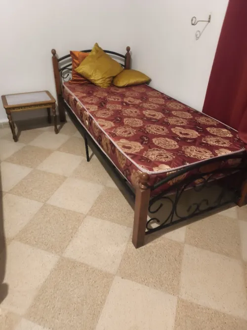 Lot 2 lits 90x190 avec 2 matelas neuf