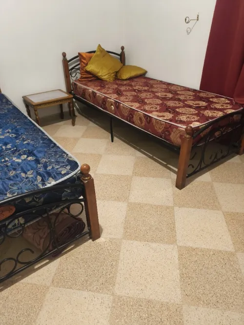 Lot 2 lits 90x190 avec 2 matelas neuf