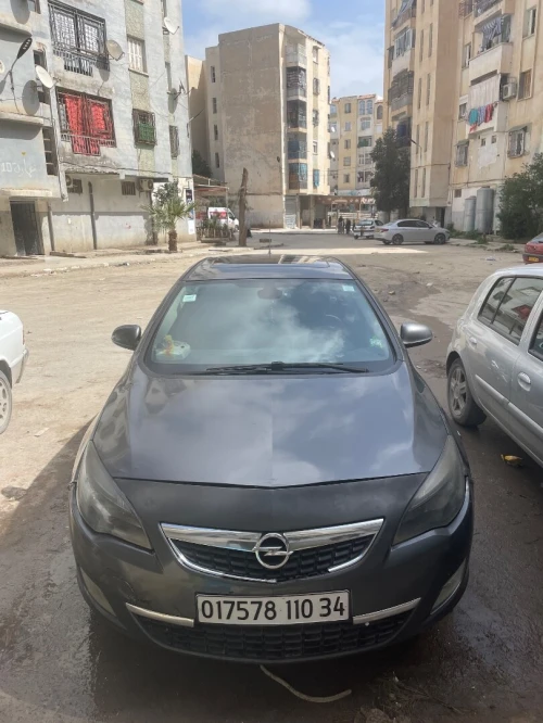 Opel Astra 2010 