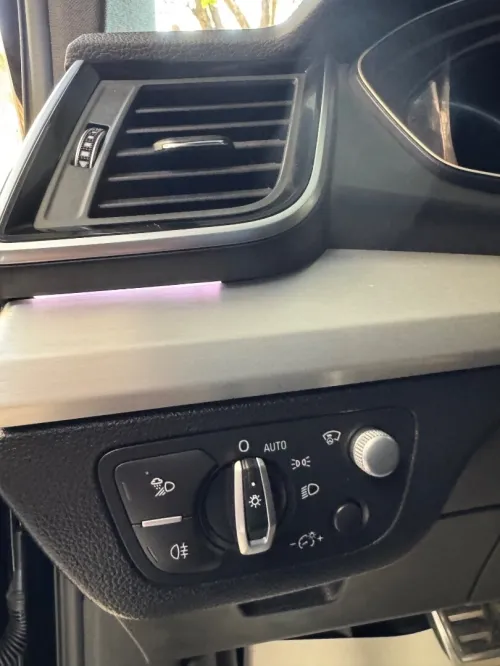 Audi Q5 2023 Slin