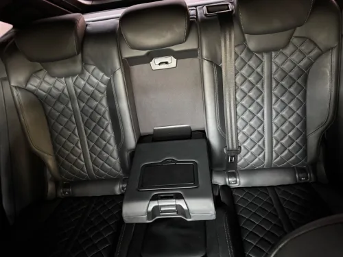 Audi Q5 2023 Slin