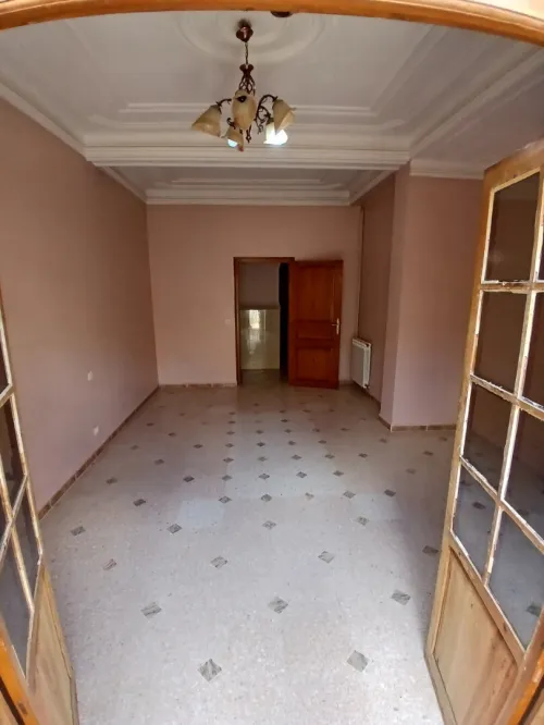 Location Appartement Niveau de villa F4 Alger El achour