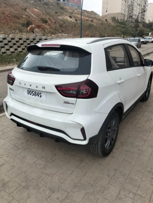 Geely Livan 2025 X3 Pro