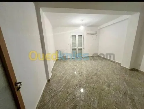 Location Appartement F4 Alger Souidania
