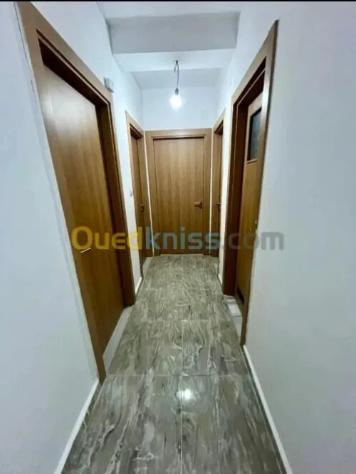 Location Appartement F4 Alger Souidania