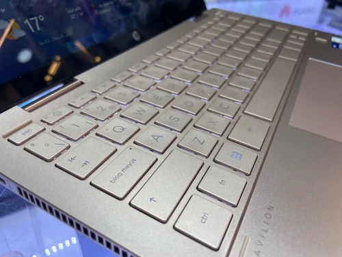 HP Pavilion X360 2in1 i7-1255U 1000GB 16GB RAM écran 14 tactile