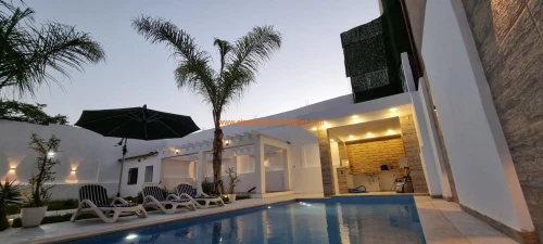 Location vacances Villa Oran Ain el turck