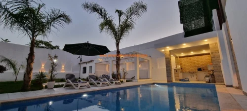 Location vacances Villa Oran Ain el turck