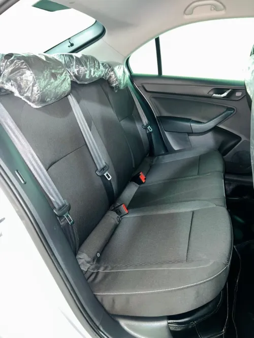 Skoda Rapid 2015 Ambition