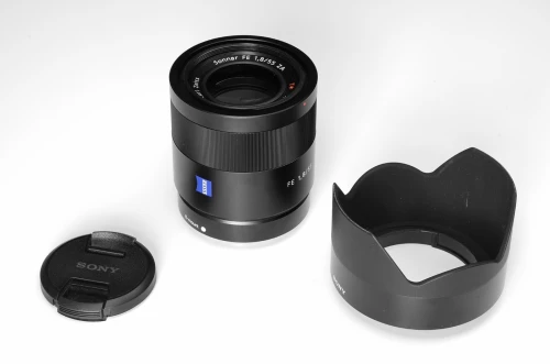 sony zeiss 55mm 1.8