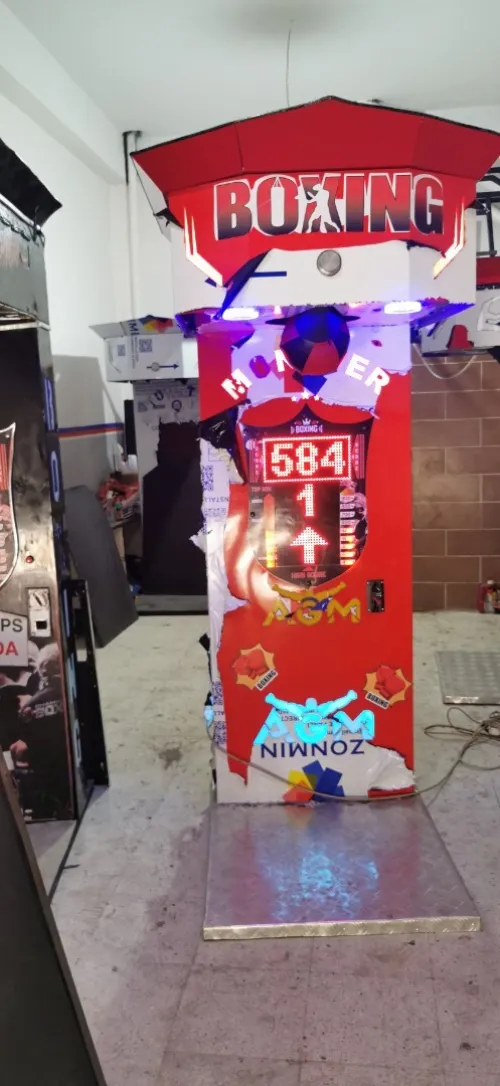 Machine de boxe , boxing machine , punching-ball ، الة الملاكمة  ، جهاز قياس قوة اللكمة 