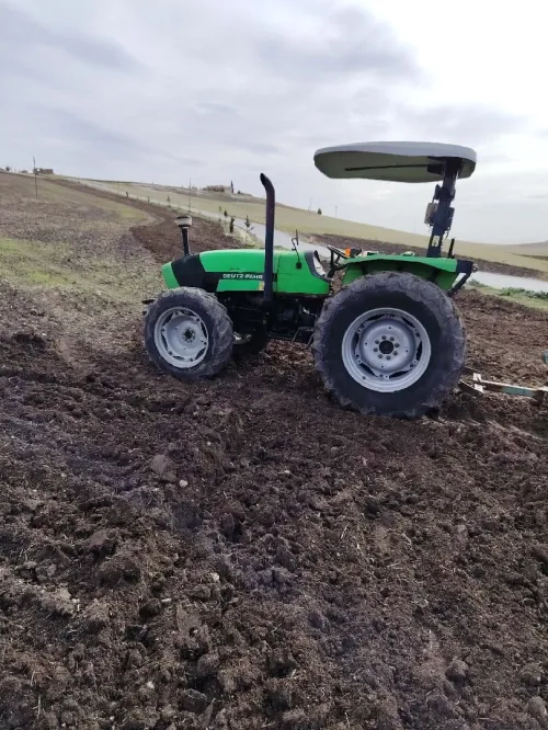 Deutz fahr agrolux Tracteur agricole 