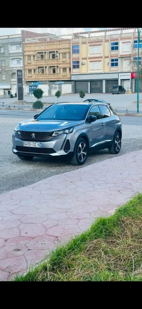 Peugeot 3008 2022 