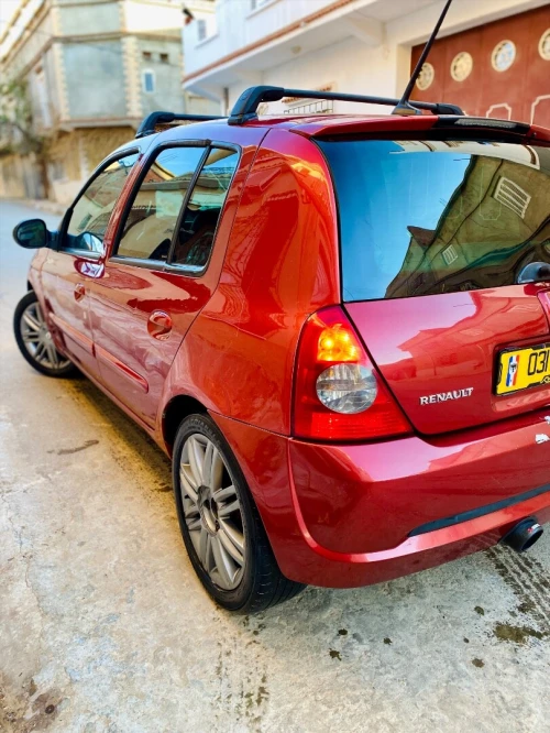 Renault Clio 2 2003 INITIAL PARIS