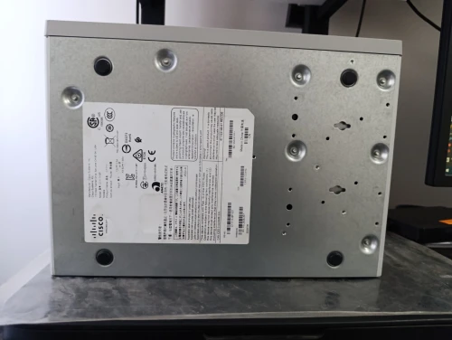 Routreur Cisco C1111X-8P Integrated Services Router
