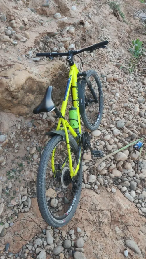 Vélo VTT Scrapper français