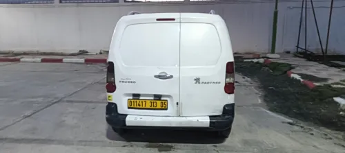 Peugeot Partner 2013 B9