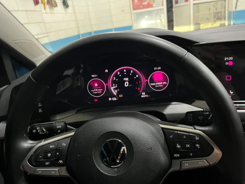 Volkswagen Golf 8 2022 Active
