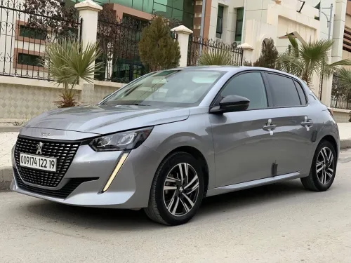 Peugeot 208 2022 Allure (Main libre/Xénon)