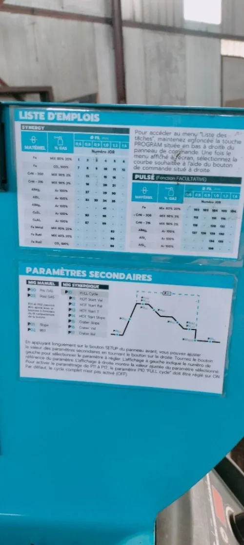 Poste a soudé