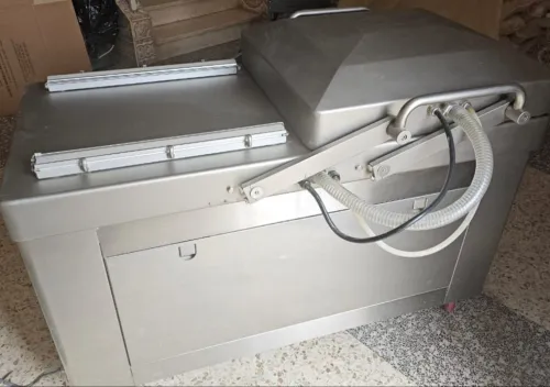 Machine d'emballage sous vide double cloches avec injection de gaz
