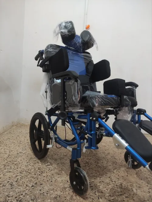 Fauteuil roulant IMC adultes et enfants 