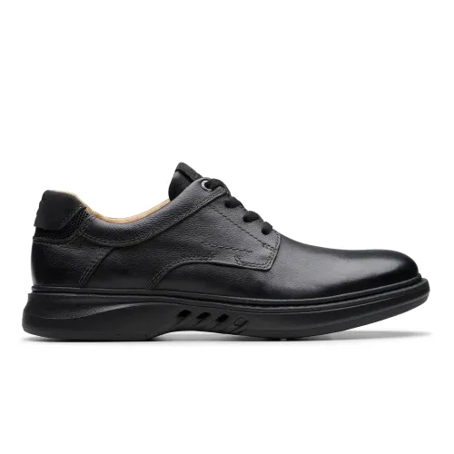 Un Briley Pace Black Leather