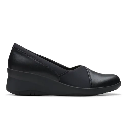 Suttyn Walk Black Leather