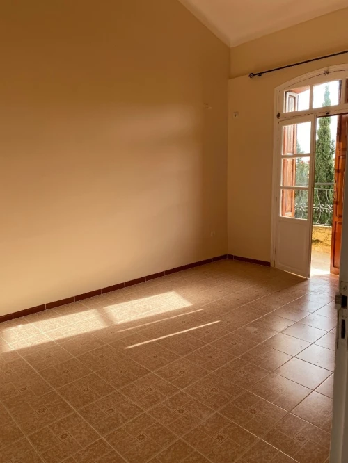 Location Appartement Niveau de villa F4 Alger Draria