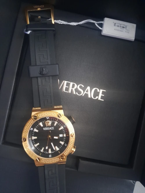 Versace 