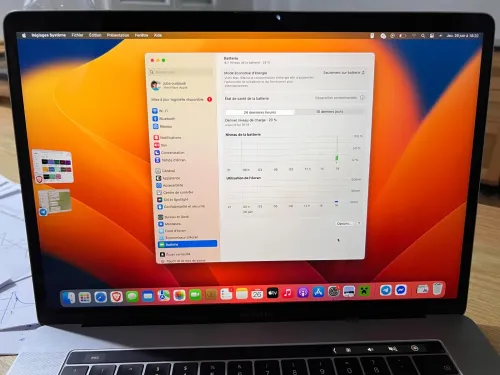 Macbook pro 2017, touch bar, 15.4 pouces