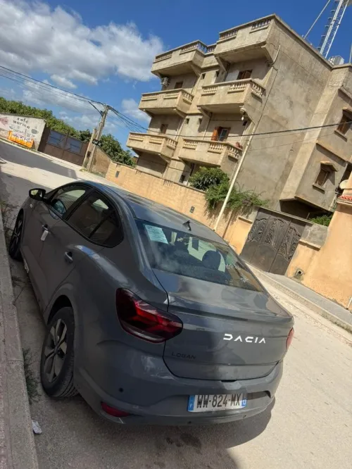 Dacia Logen 2025 Extrême